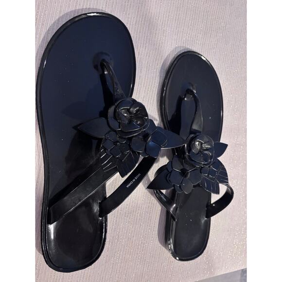 Ladies Size 8 Biker Black Shiny Sandals Flip Flops Black Roses - Picture 3 of 4